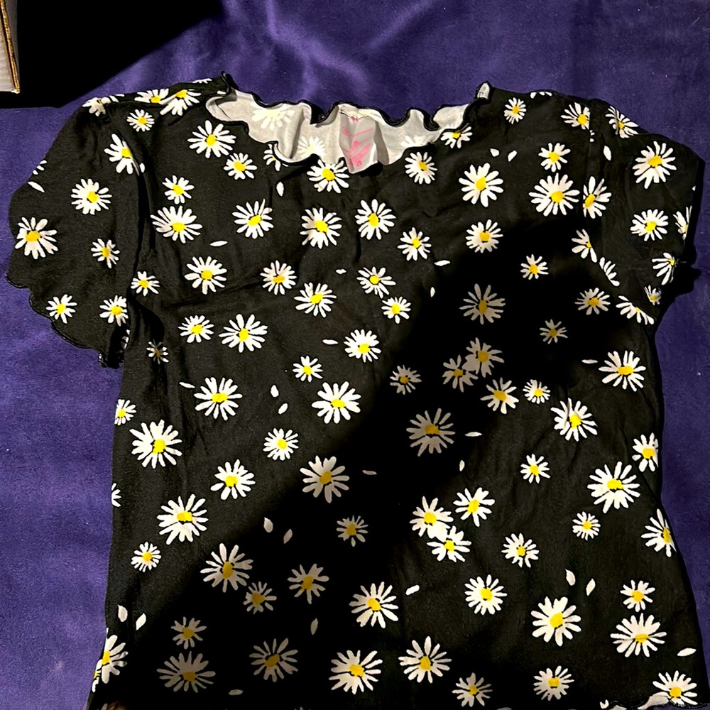 Daisy crop top